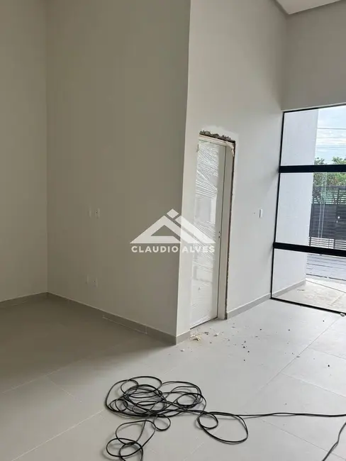 Foto 3 de Casa com 3 quartos à venda, 94m2 em Feira De Santana - BA