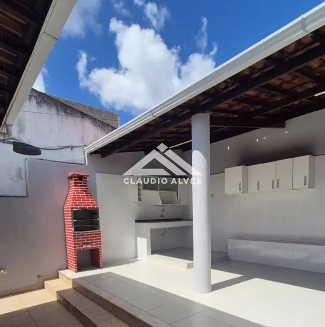 Foto 2 de Casa com 3 quartos à venda, 100m2 em Feira De Santana - BA