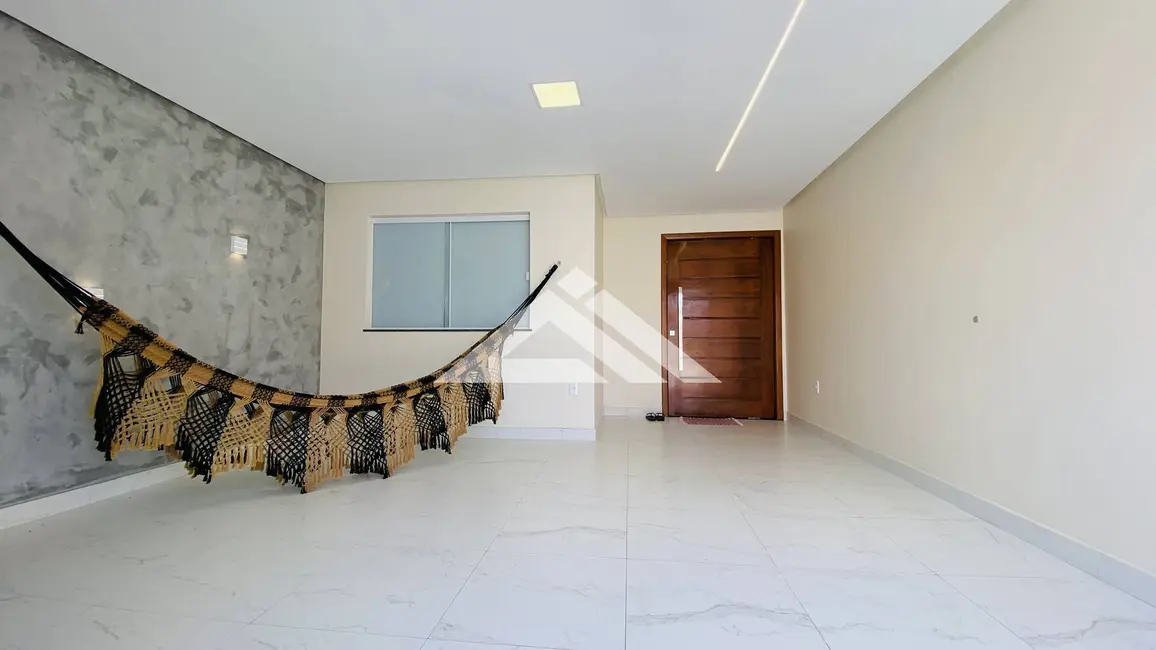 Foto 1 de Casa com 2 quartos para alugar, 94m2 em Feira De Santana - BA