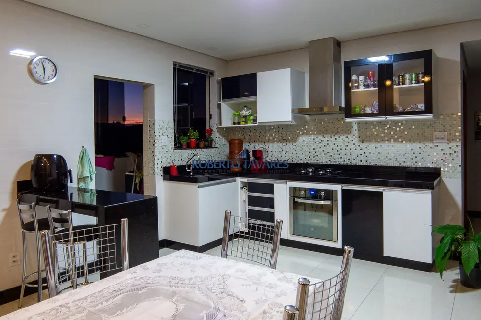 Foto 2 de Apartamento com 3 quartos à venda, 102m2 em Recanto Paraíso, Joao Monlevade - MG