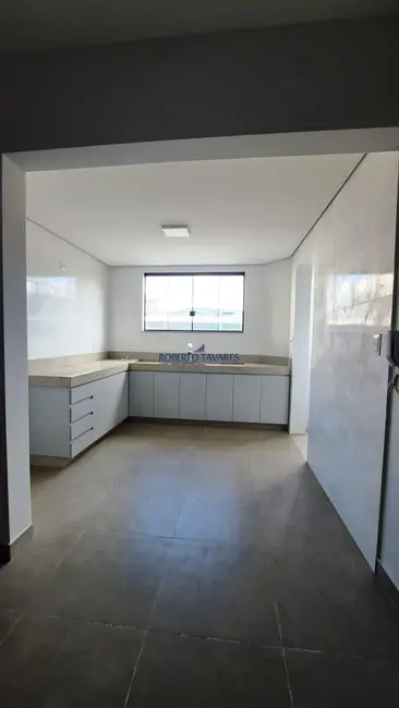 Foto 1 de Apartamento com 3 quartos à venda, 82m2 em Industrial, Joao Monlevade - MG