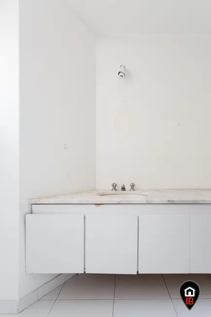 Apartamento com 3 quartos à venda, 120m2 em Itaim Bibi, São Paulo - SP - imagem 3 Foto 3 de Apartamento com 3 quartos à venda, 120m2 em Itaim Bibi, São Paulo - SP