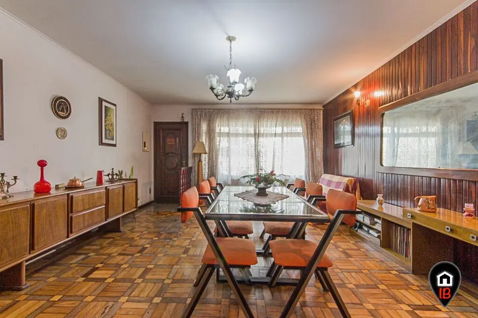 Casa com 3 quartos à venda, 300m2 em Tatuapé, São Paulo - SP - imagem 2 Foto 2 de Casa com 3 quartos à venda, 300m2 em Tatuapé, São Paulo - SP