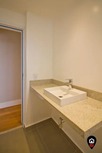 Foto 3 de Apartamento com 2 quartos à venda, 67m2 em Itaim Bibi, São Paulo - SP