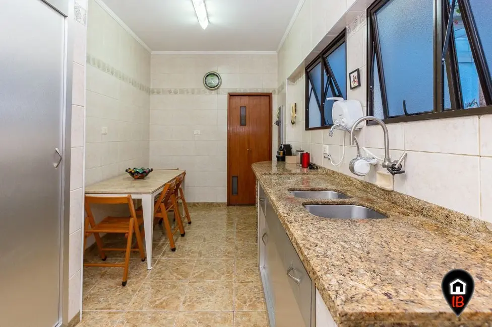 Casa com 3 quartos à venda, 150m2 em Aclimação, São Paulo - SP - imagem 7 Foto 7 de Casa com 3 quartos à venda, 150m2 em Aclimação, São Paulo - SP