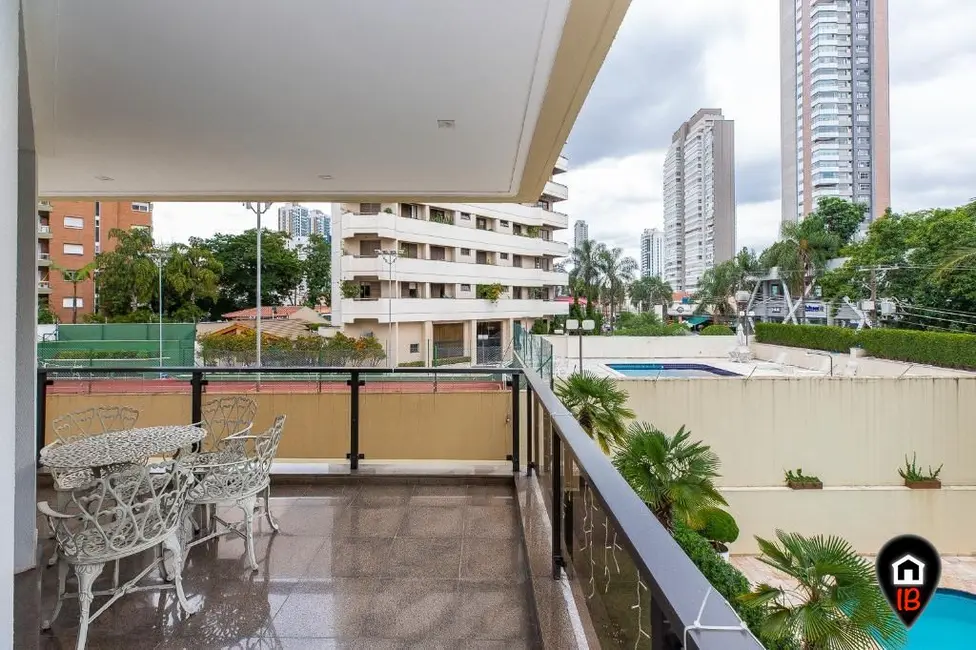 Apartamento com 3 quartos à venda, 346m2 em Tatuapé, São Paulo - SP - imagem 9 Foto 9 de Apartamento com 3 quartos à venda, 346m2 em Tatuapé, São Paulo - SP