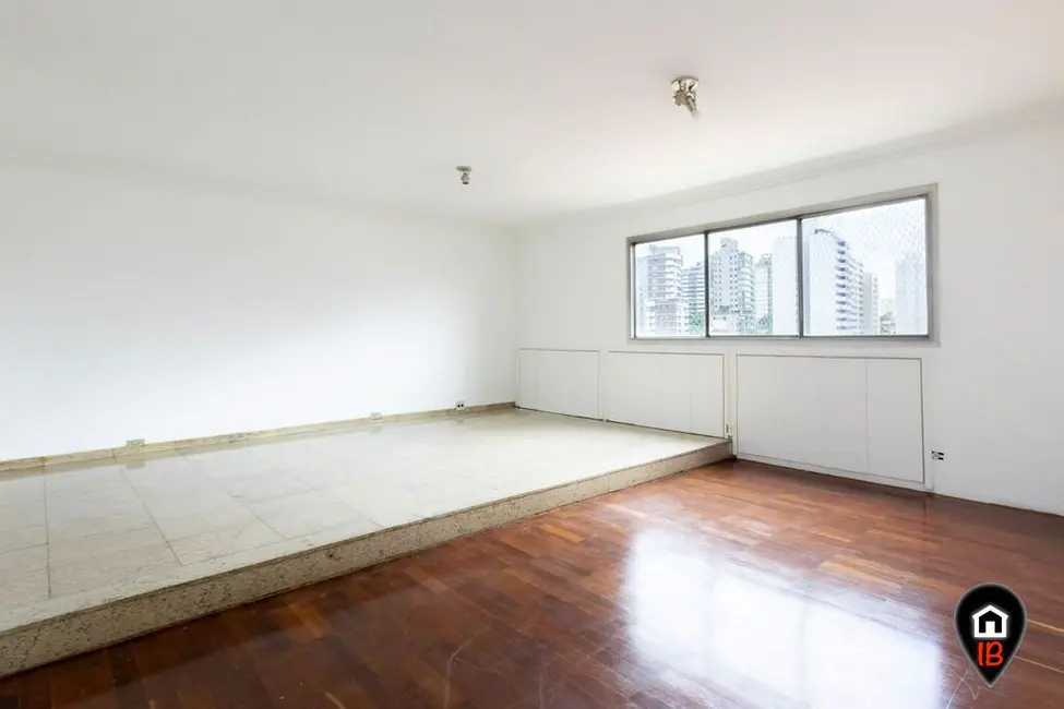 Foto 4 de Apartamento com 4 quartos à venda, 121m2 em Vila Madalena, São Paulo - SP