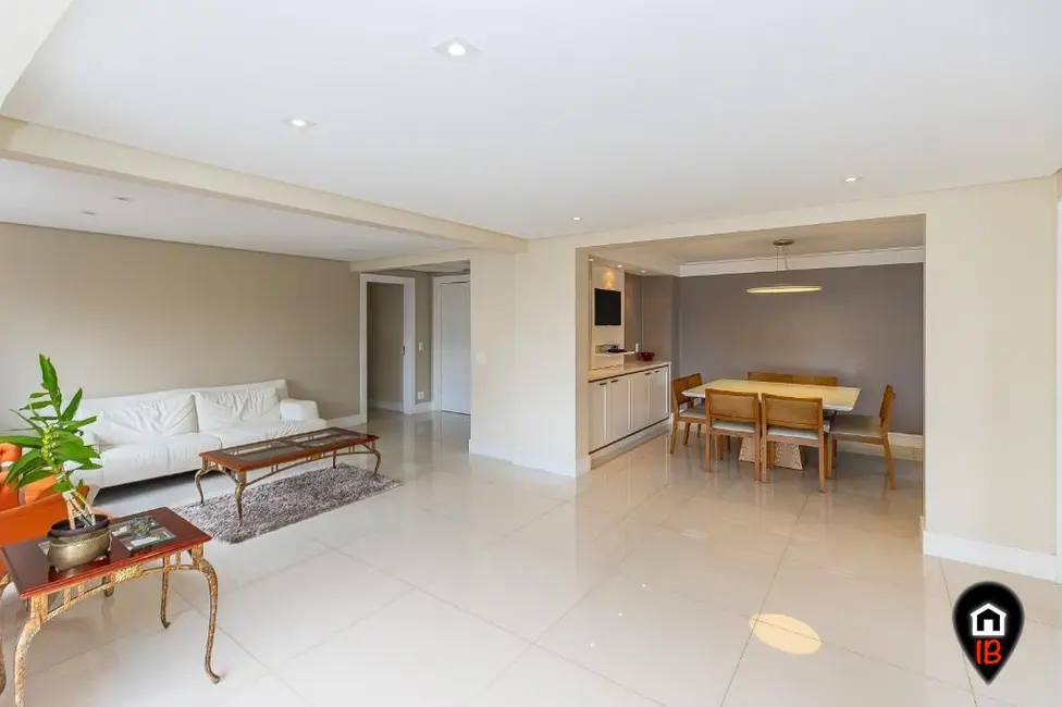 Apartamento com 4 quartos à venda, 196m2 em Indianópolis, São Paulo - SP - imagem 5 Foto 5 de Apartamento com 4 quartos à venda, 196m2 em Indianópolis, São Paulo - SP