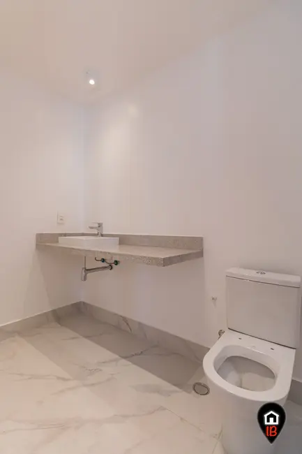 Foto 2 de Apartamento com 2 quartos à venda, 210m2 em Higienópolis, São Paulo - SP