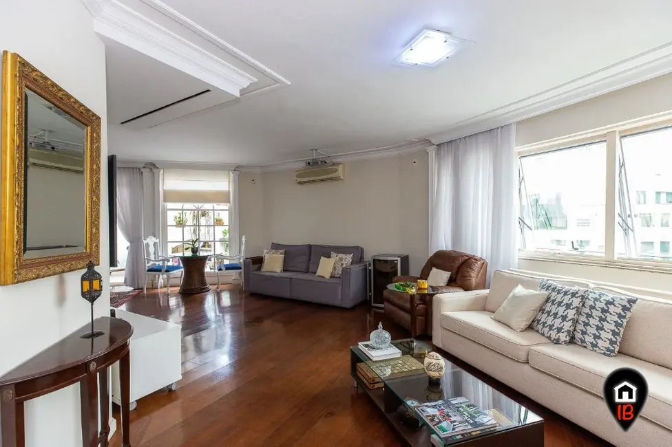 Cobertura com 4 quartos à venda, 202m2 em Moema, São Paulo - SP - imagem 8 Foto 8 de Cobertura com 4 quartos à venda, 202m2 em Moema, São Paulo - SP