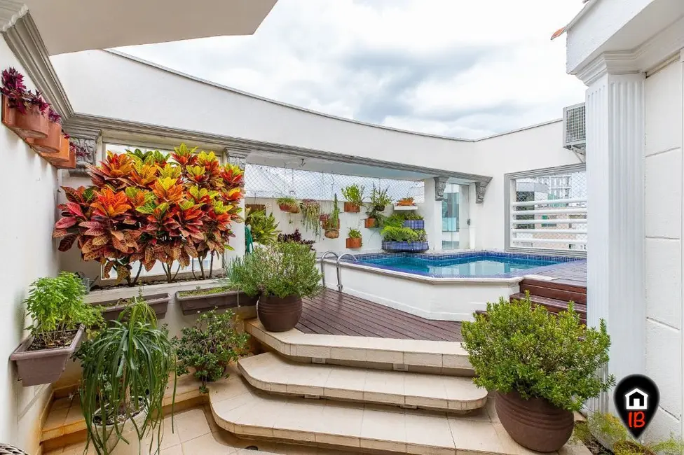 Cobertura com 4 quartos à venda, 202m2 em Moema, São Paulo - SP - imagem 4 Foto 4 de Cobertura com 4 quartos à venda, 202m2 em Moema, São Paulo - SP