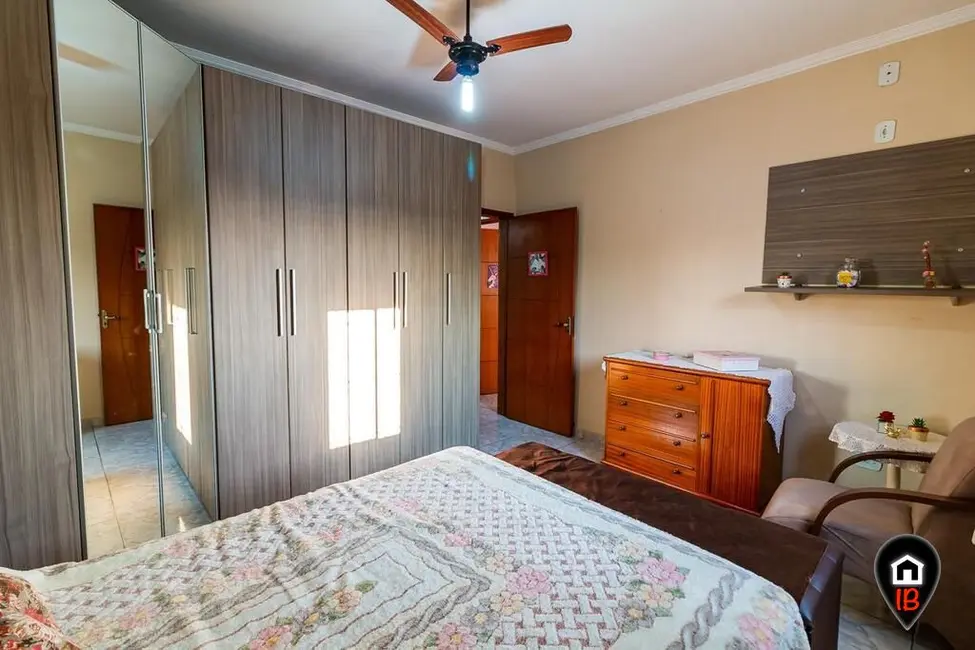 Casa com 4 quartos à venda, 220m2 em Vila Ema, São Paulo - SP - imagem 9 Foto 9 de Casa com 4 quartos à venda, 220m2 em Vila Ema, São Paulo - SP