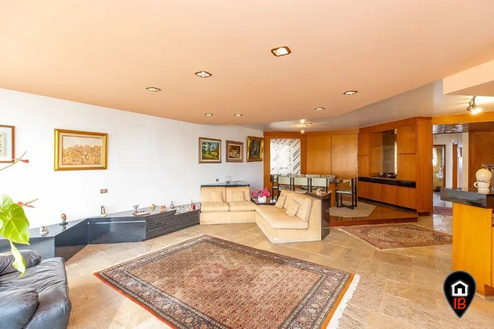 Apartamento com 3 quartos à venda, 252m2 em Higienópolis, São Paulo - SP - imagem 3 Foto 3 de Apartamento com 3 quartos à venda, 252m2 em Higienópolis, São Paulo - SP