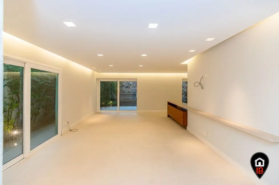 Casa com 4 quartos à venda, 370m2 em Alto da Boa Vista, São Paulo - SP - imagem 6 Foto 6 de Casa com 4 quartos à venda, 370m2 em Alto da Boa Vista, São Paulo - SP