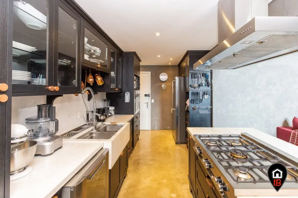 Apartamento com 3 quartos à venda, 187m2 em São Paulo - SP - imagem 4 Foto 4 de Apartamento com 3 quartos à venda, 187m2 em São Paulo - SP