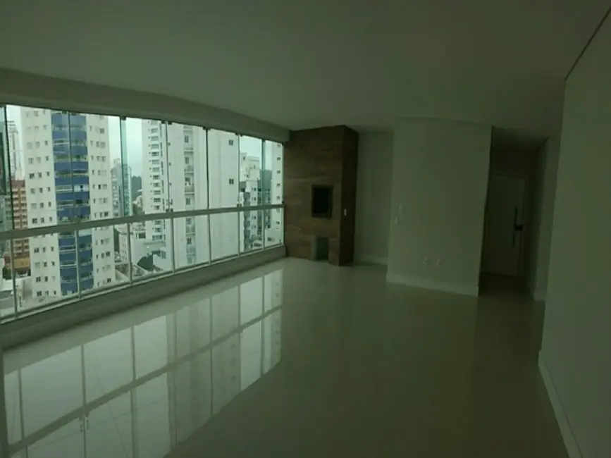 Foto 1 de Apartamento com 3 quartos à venda, 126m2 em Pioneiros, Balneario Camboriu - SC