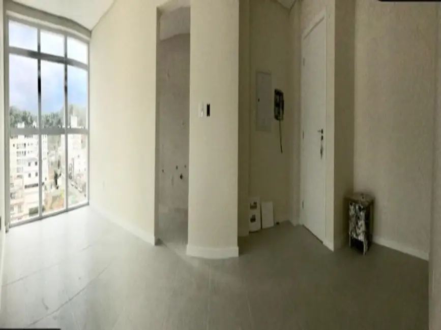 Foto 2 de Apartamento com 2 quartos para alugar, 65m2 em Nações, Balneario Camboriu - SC