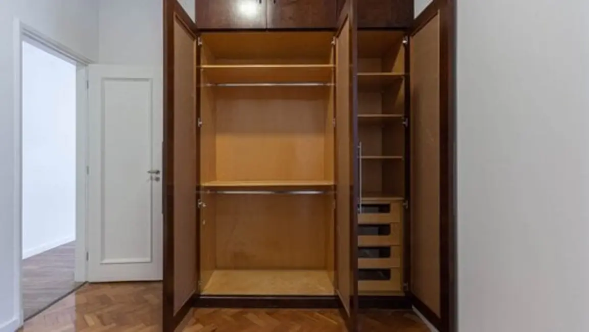 Foto 3 de Apartamento com 2 quartos à venda, 64m2 em Rio De Janeiro - RJ