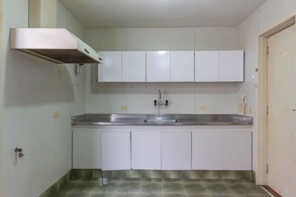 Foto 2 de Apartamento com 2 quartos à venda, 120m2 em Rio De Janeiro - RJ
