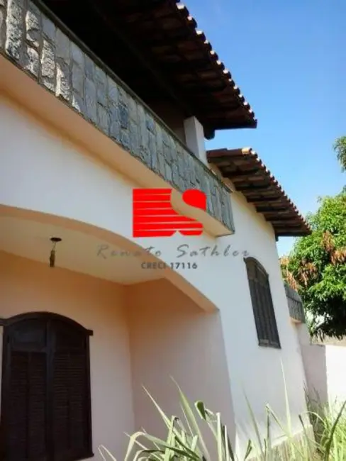 Foto 1 de Casa com 4 quartos à venda, 420m2 em Califórnia, Belo Horizonte - MG
