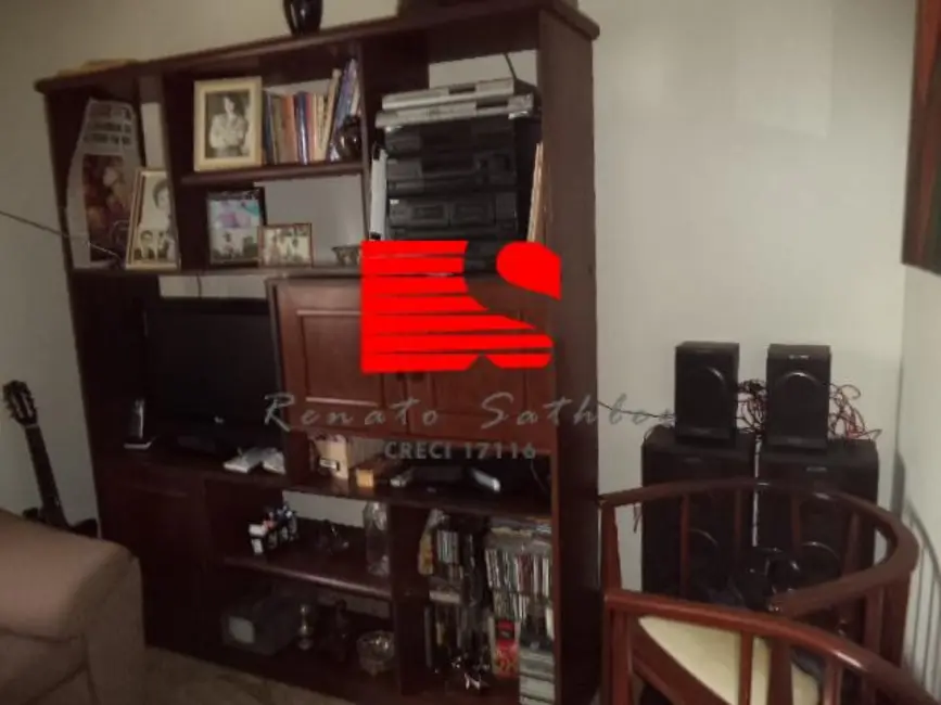 Foto 4 de Casa com 4 quartos à venda, 250m2 em Santa Tereza, Belo Horizonte - MG