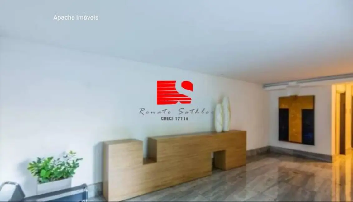 Apartamento com 3 quartos à venda, 120m2 em Santo Antônio, Belo Horizonte - MG - imagem 8 Foto 8 de Apartamento com 3 quartos à venda, 120m2 em Santo Antônio, Belo Horizonte - MG