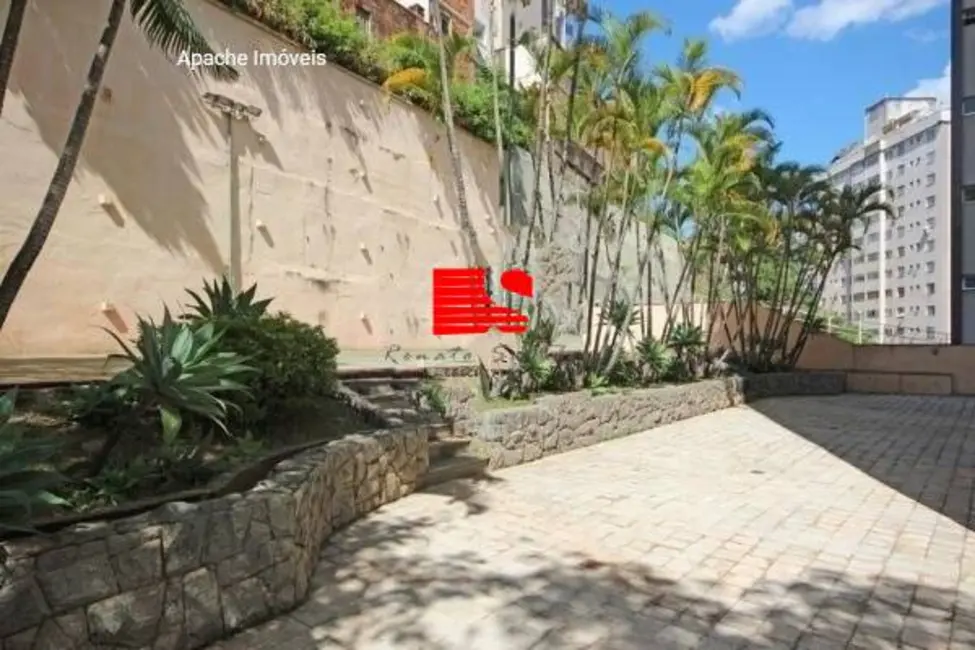 Apartamento com 3 quartos à venda, 120m2 em Santo Antônio, Belo Horizonte - MG - imagem 3 Foto 3 de Apartamento com 3 quartos à venda, 120m2 em Santo Antônio, Belo Horizonte - MG