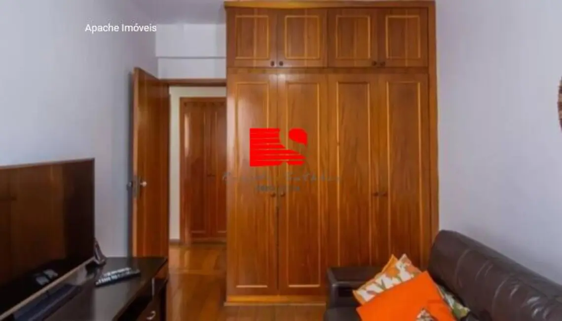 Apartamento com 3 quartos à venda, 120m2 em Santo Antônio, Belo Horizonte - MG - imagem 6 Foto 6 de Apartamento com 3 quartos à venda, 120m2 em Santo Antônio, Belo Horizonte - MG