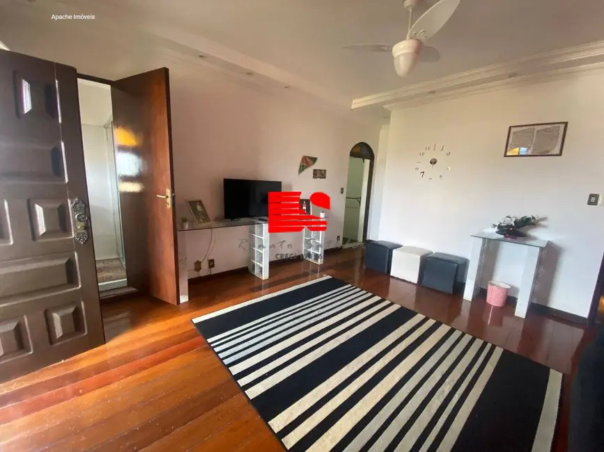 Casa com 3 quartos à venda, 435m2 em Havaí, Belo Horizonte - MG - imagem 4 Foto 4 de Casa com 3 quartos à venda, 435m2 em Havaí, Belo Horizonte - MG