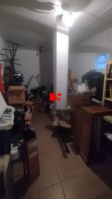 Armazém / Galpão para alugar, 120m2 em Santa Efigênia, Belo Horizonte - MG - imagem 4 Foto 4 de Armazém / Galpão para alugar, 120m2 em Santa Efigênia, Belo Horizonte - MG