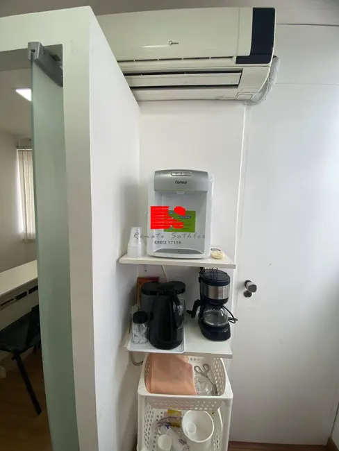 Foto 2 de Sala Comercial para alugar, 28m2 em Santa Efigênia, Belo Horizonte - MG