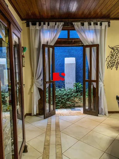 Casa com 3 quartos à venda, 150m2 em Santa Efigênia, Belo Horizonte - MG - imagem 9 Foto 9 de Casa com 3 quartos à venda, 150m2 em Santa Efigênia, Belo Horizonte - MG