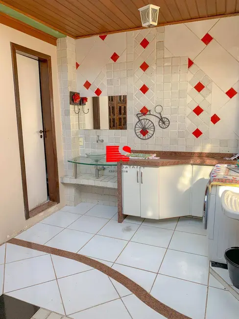 Casa com 3 quartos à venda, 150m2 em Santa Efigênia, Belo Horizonte - MG - imagem 4 Foto 4 de Casa com 3 quartos à venda, 150m2 em Santa Efigênia, Belo Horizonte - MG