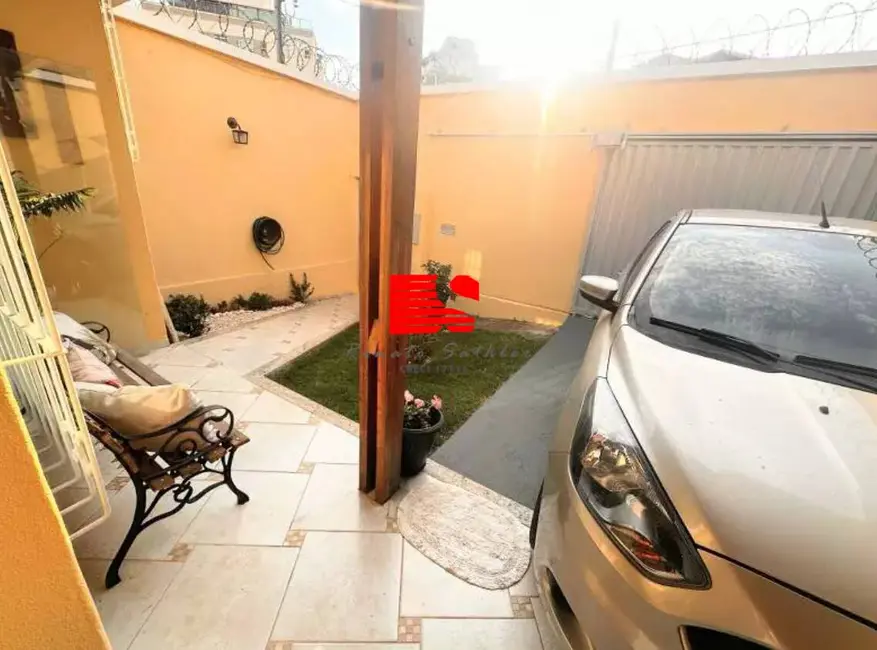 Foto 3 de Casa com 3 quartos à venda em Fernão Dias, Belo Horizonte - MG