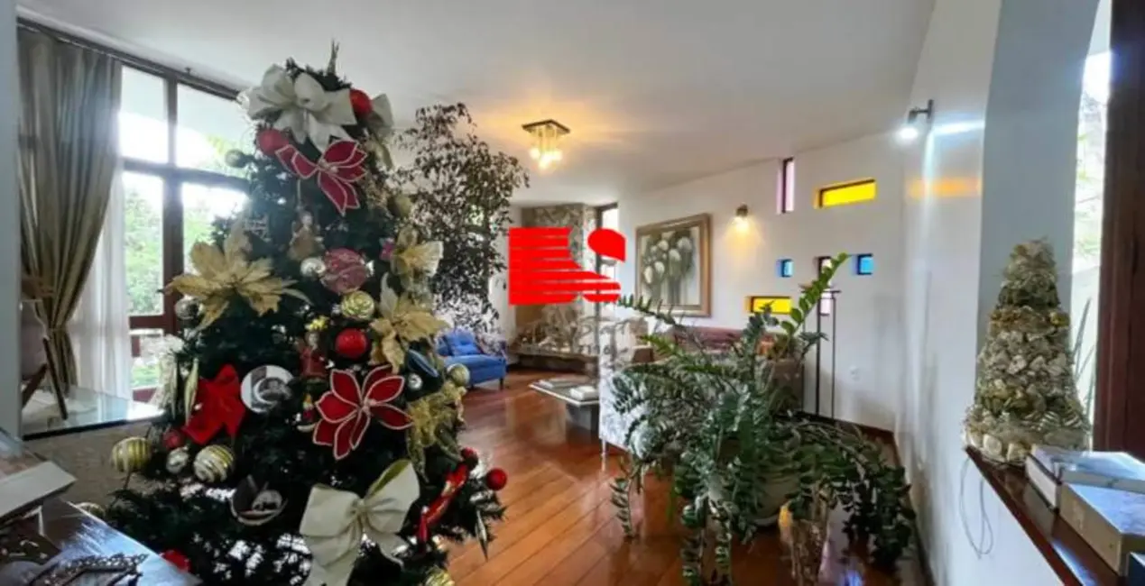 Foto 3 de Casa com 4 quartos à venda em São Lucas, Belo Horizonte - MG