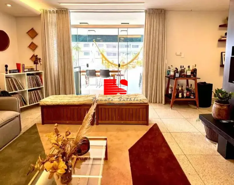 Cobertura com 4 quartos à venda, 266m2 em Funcionários, Belo Horizonte - MG - imagem 4 Foto 4 de Cobertura com 4 quartos à venda, 266m2 em Funcionários, Belo Horizonte - MG