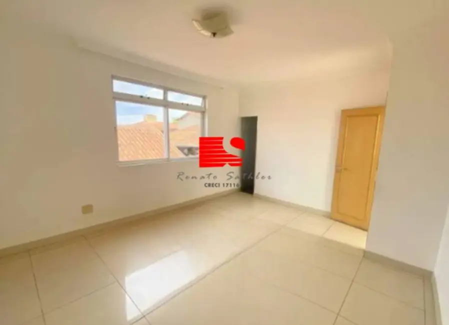 Casa com 5 quartos à venda, 190m2 em Havaí, Belo Horizonte - MG - imagem 4 Foto 4 de Casa com 5 quartos à venda, 190m2 em Havaí, Belo Horizonte - MG