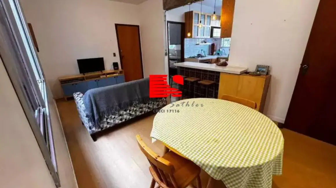 Foto 4 de Apartamento com 3 quartos à venda, 78m2 em Santa Tereza, Belo Horizonte - MG
