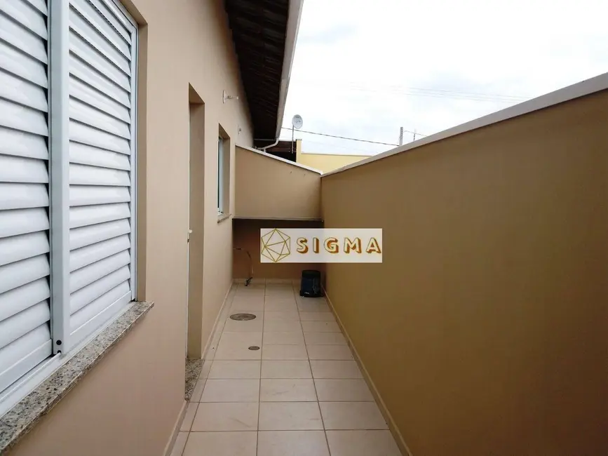 Casa com 2 quartos à venda e para alugar, 227m2 em João XXIII, Vinhedo - SP - imagem 5 Foto 5 de Casa com 2 quartos à venda e para alugar, 227m2 em João XXIII, Vinhedo - SP