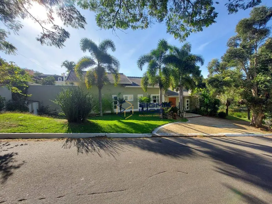 Foto 4 de Casa com 4 quartos para alugar, 1210m2 em Vista Alegre, Vinhedo - SP