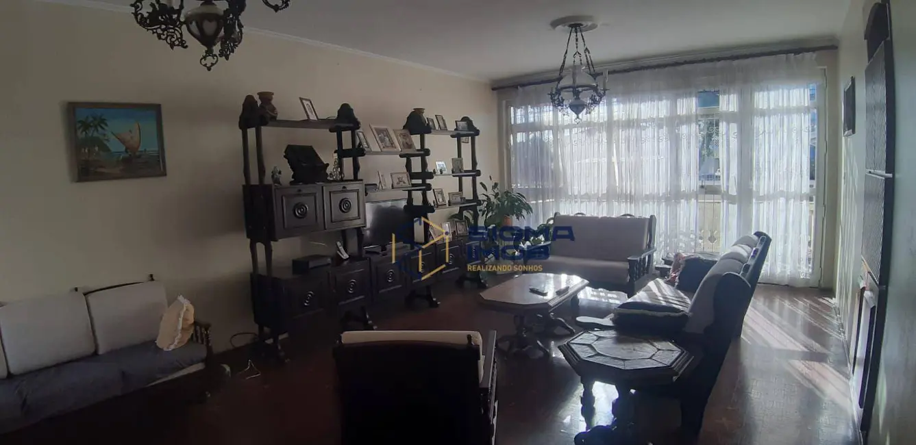 Casa com 6 quartos à venda, 392m2 em Jardim São Luiz, Valinhos - SP - imagem 3 Foto 3 de Casa com 6 quartos à venda, 392m2 em Jardim São Luiz, Valinhos - SP