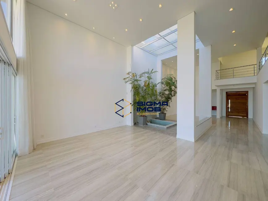 Foto 8 de Casa de Condomínio com 3 quartos à venda, 800m2 em Vinhedo - SP