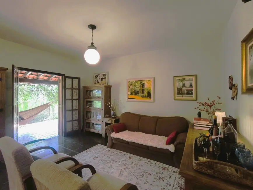 Foto 6 de Chácara com 3 quartos à venda, 251m2 em Caixa D´Água, Vinhedo - SP