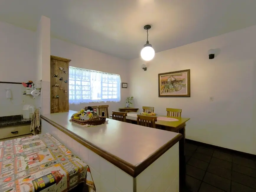 Foto 9 de Chácara com 3 quartos à venda, 251m2 em Caixa D´Água, Vinhedo - SP