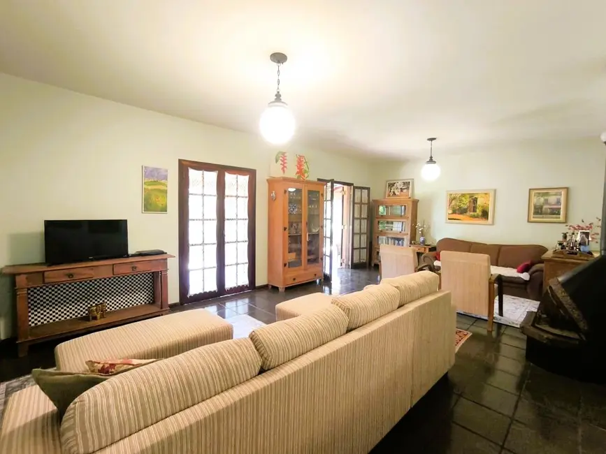 Foto 4 de Chácara com 3 quartos à venda, 251m2 em Caixa D´Água, Vinhedo - SP