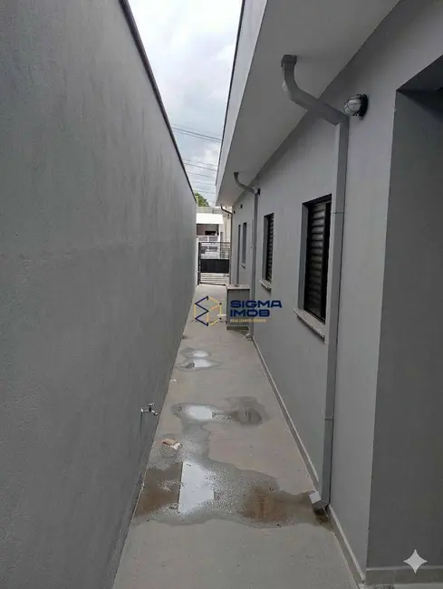 Foto 9 de Casa com 2 quartos para alugar, 125m2 em Santa Cândida, Vinhedo - SP