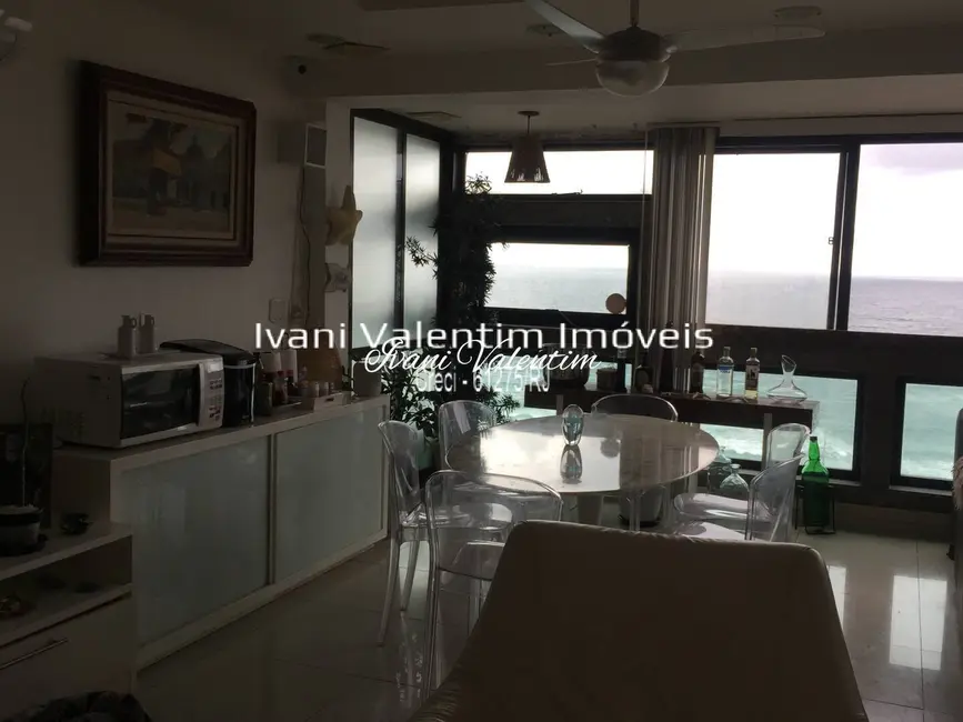 Foto 4 de Apartamento com 4 quartos à venda, 220m2 em Barra da Tijuca, Rio De Janeiro - RJ
