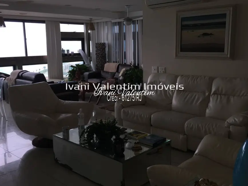 Foto 3 de Apartamento com 4 quartos à venda, 220m2 em Barra da Tijuca, Rio De Janeiro - RJ