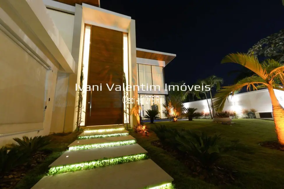 Casa de Condomínio com 5 quartos à venda, 906m2 em Barra da Tijuca, Rio De Janeiro - RJ - imagem 2 Foto 2 de Casa de Condomínio com 5 quartos à venda, 906m2 em Barra da Tijuca, Rio De Janeiro - RJ