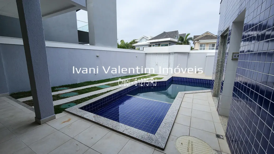 Casa com 4 quartos à venda, 240m2 em Recreio dos Bandeirantes, Rio De Janeiro - RJ - imagem 3 Foto 3 de Casa com 4 quartos à venda, 240m2 em Recreio dos Bandeirantes, Rio De Janeiro - RJ